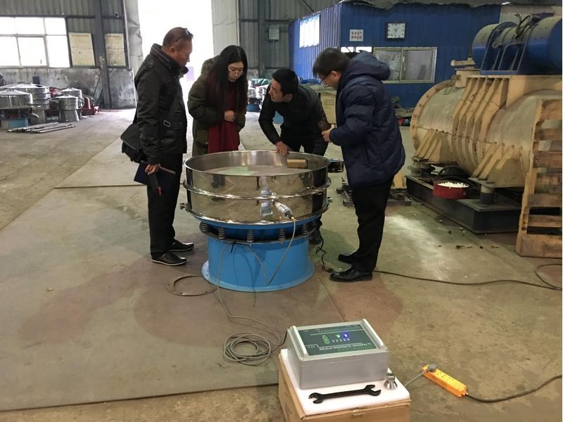 超聲波振動篩客戶現場試機